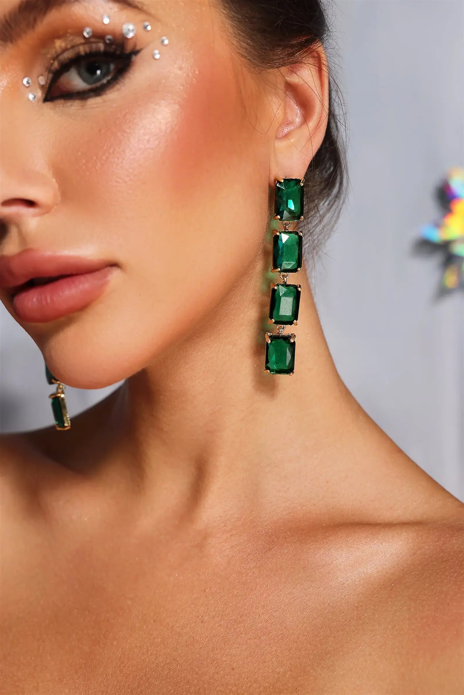 Oiala-Rhinestion-Earrings-3.progressive