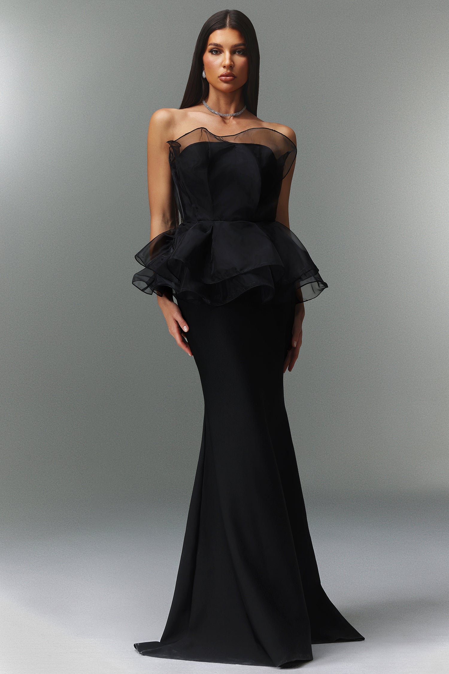 Rochie lungă neagră de seară elegantă Seraphina