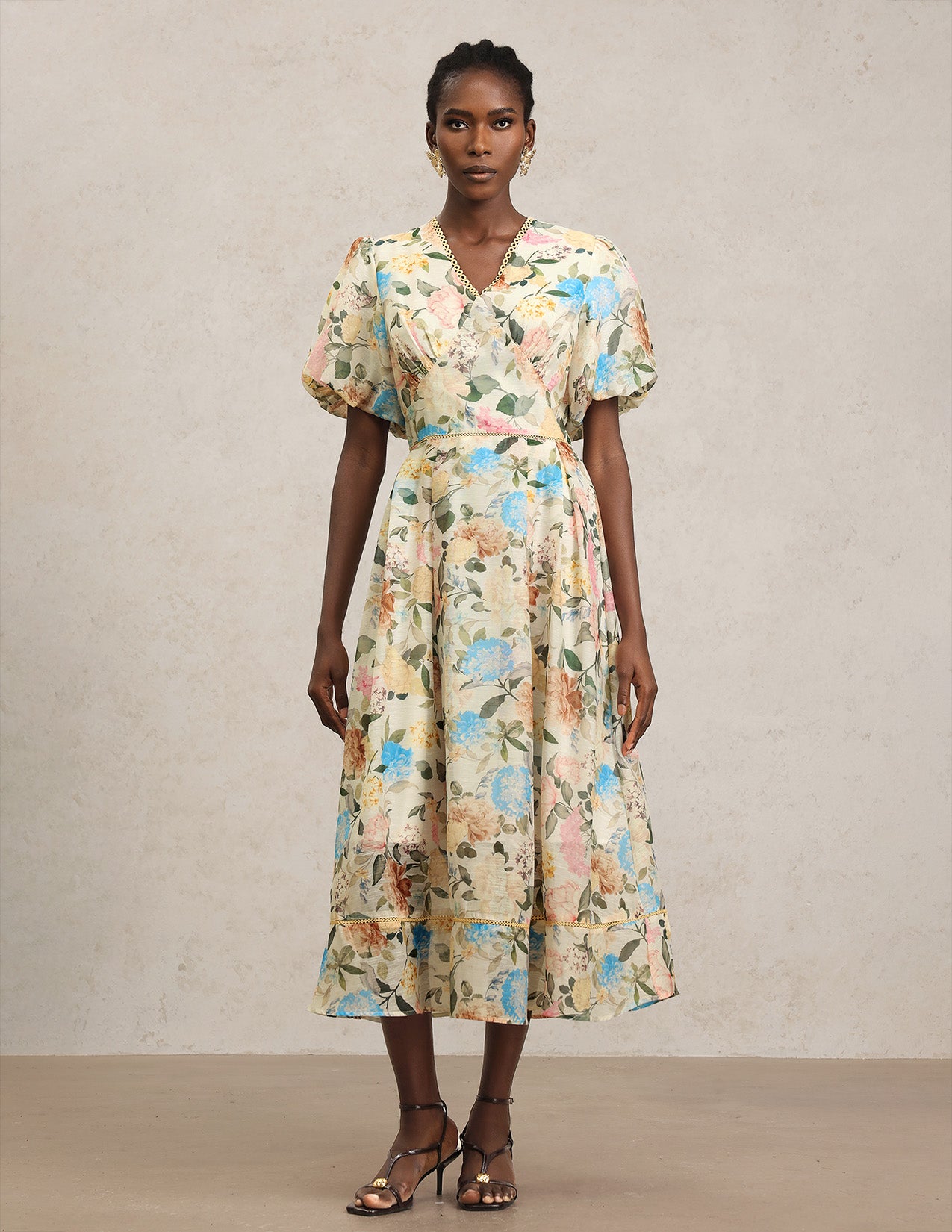 Rochie midi florală cu mâneci bufante Alma