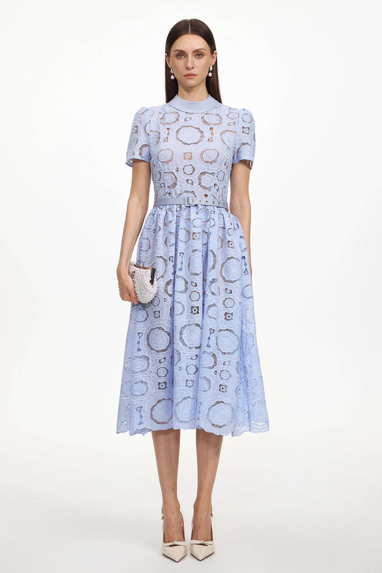 Rochie midi elegantă Eliana albastrǎ din dantelă florală