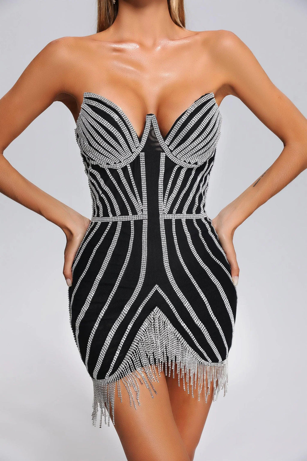 1085 Lola Diamond Negru