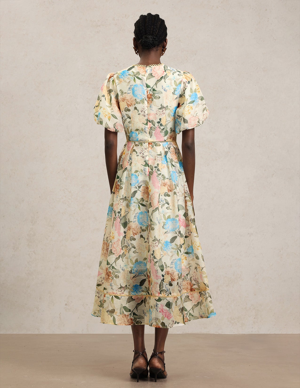Rochie midi florală cu mâneci bufante Alma