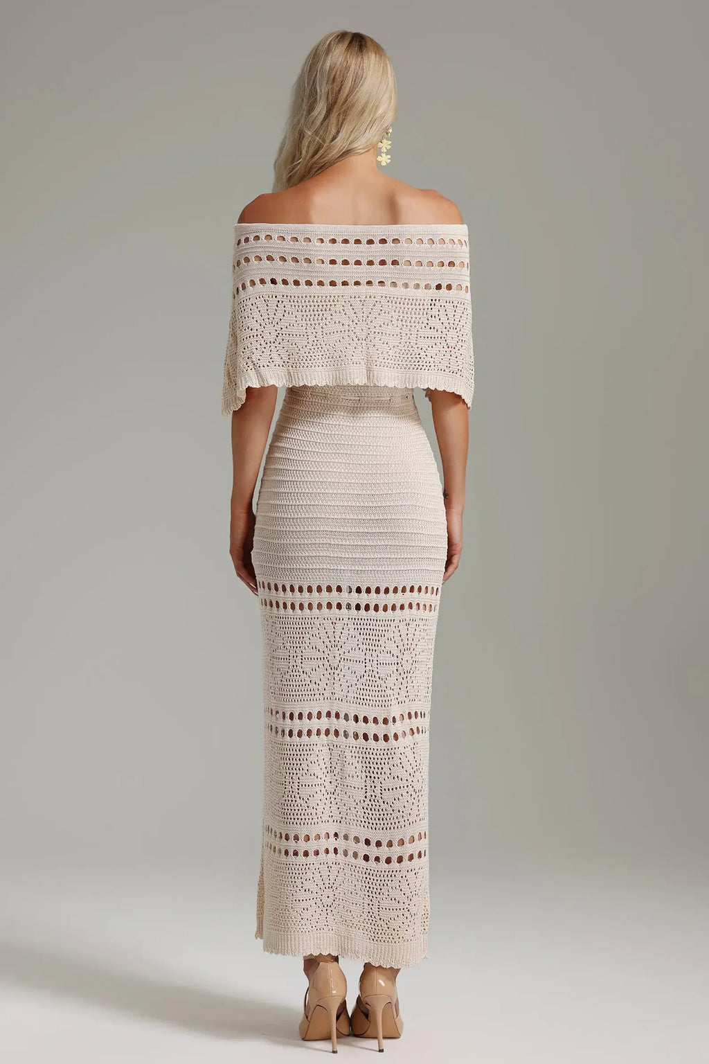 Hedar-Off-shoulder-Hollow-Knitted-Dress-3_1500x