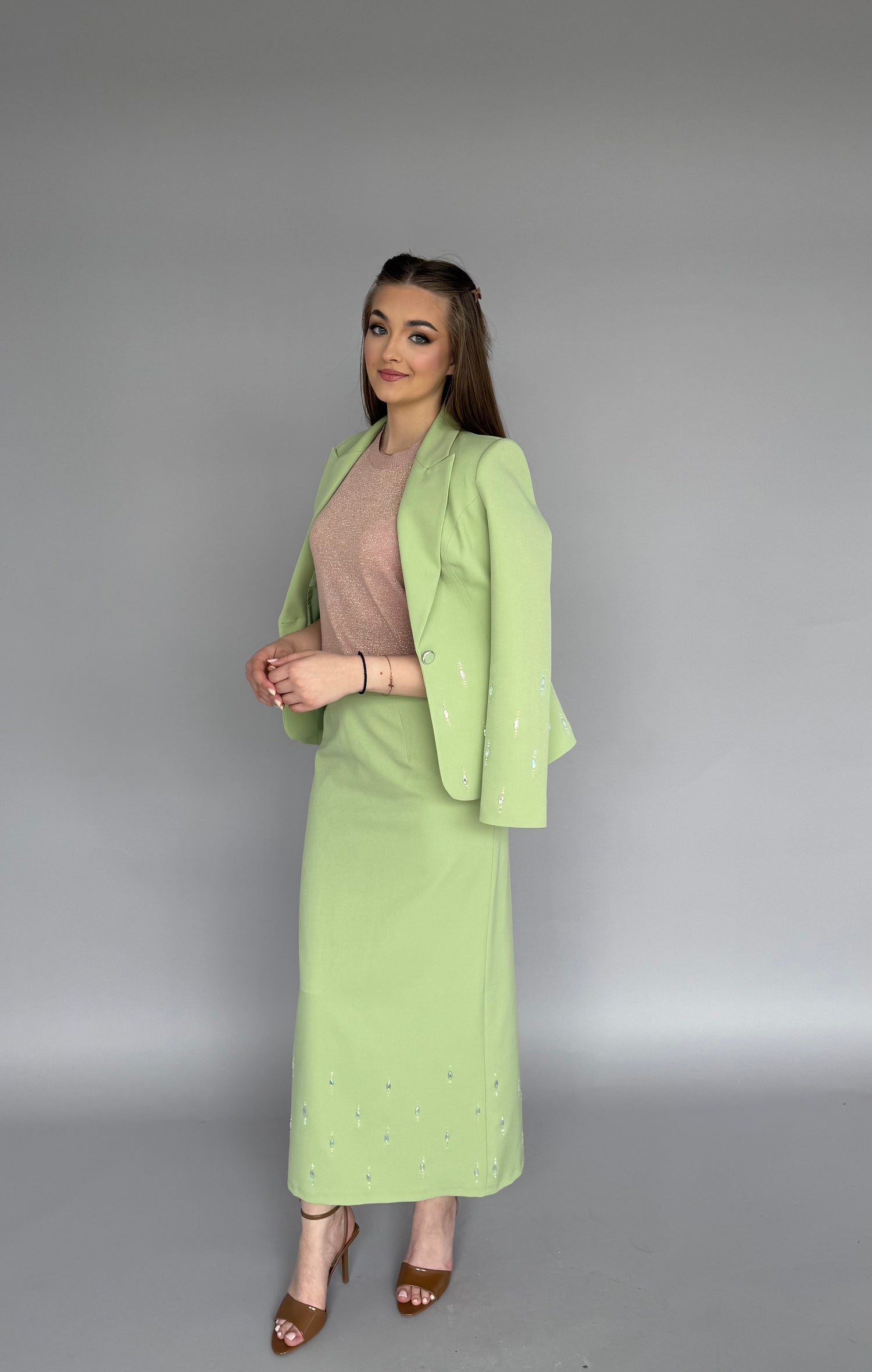 Costum Pistachio Royale