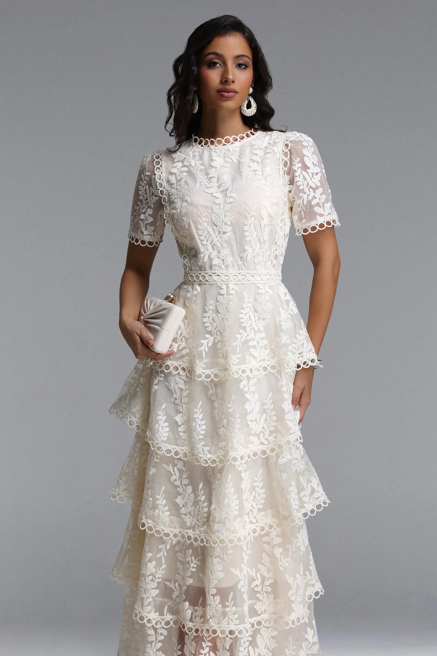 Rochie midi Anais albă din dantelă cu volane