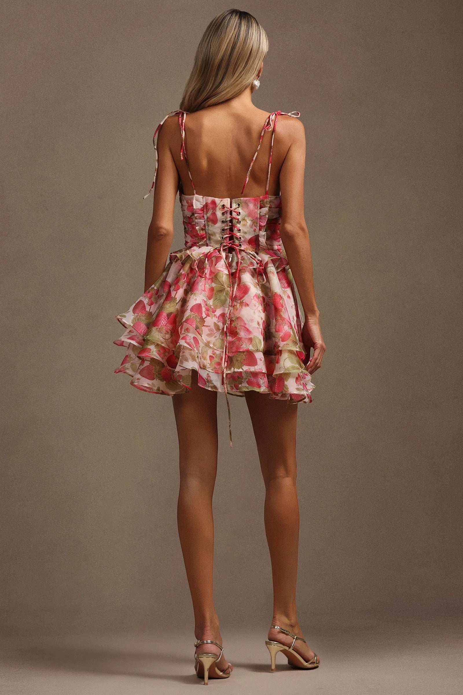 2025.04.17-olya14990