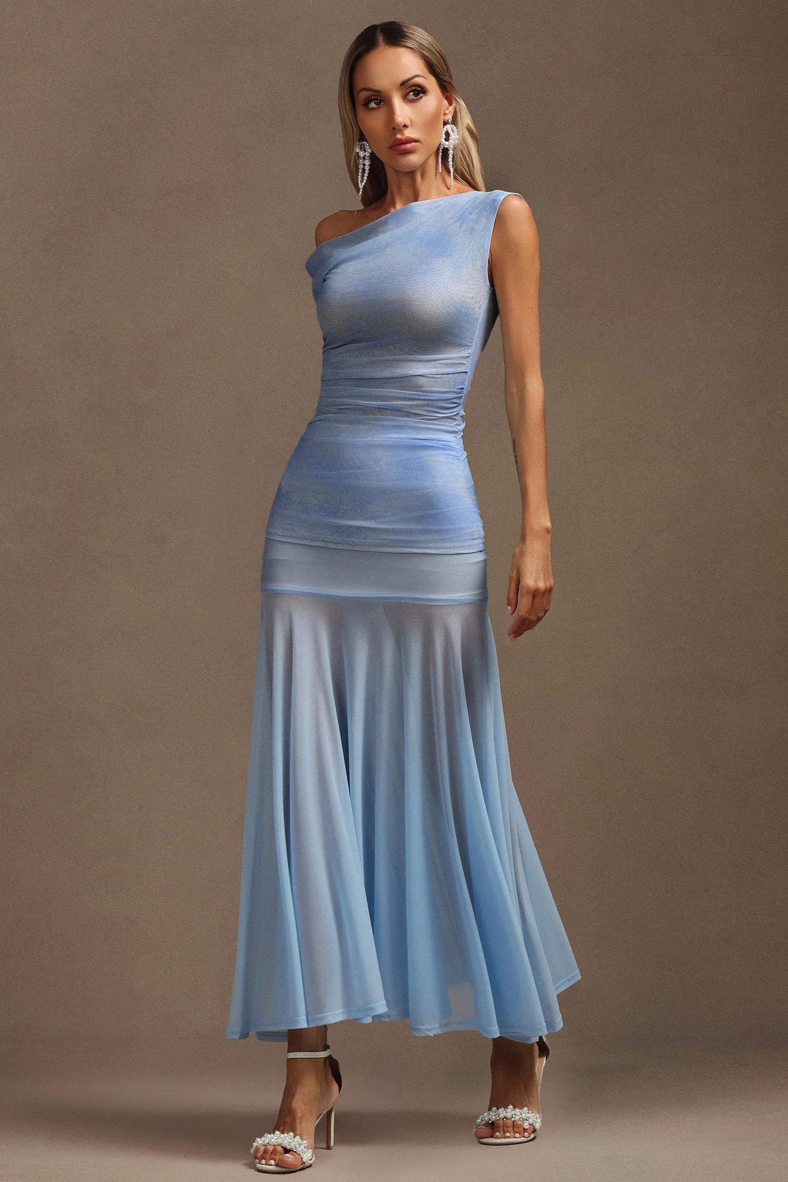 2025.04.17-olya16704