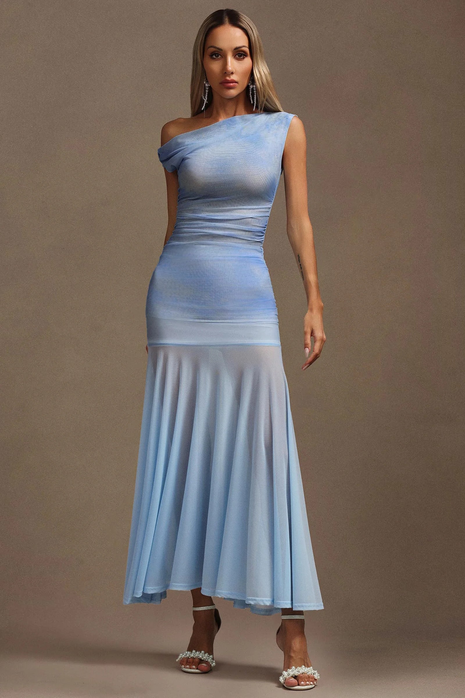 2025.04.17-olya16690