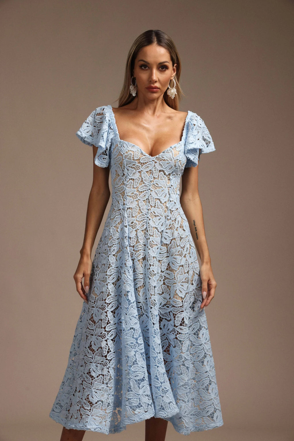 2025.04.17 olya13873