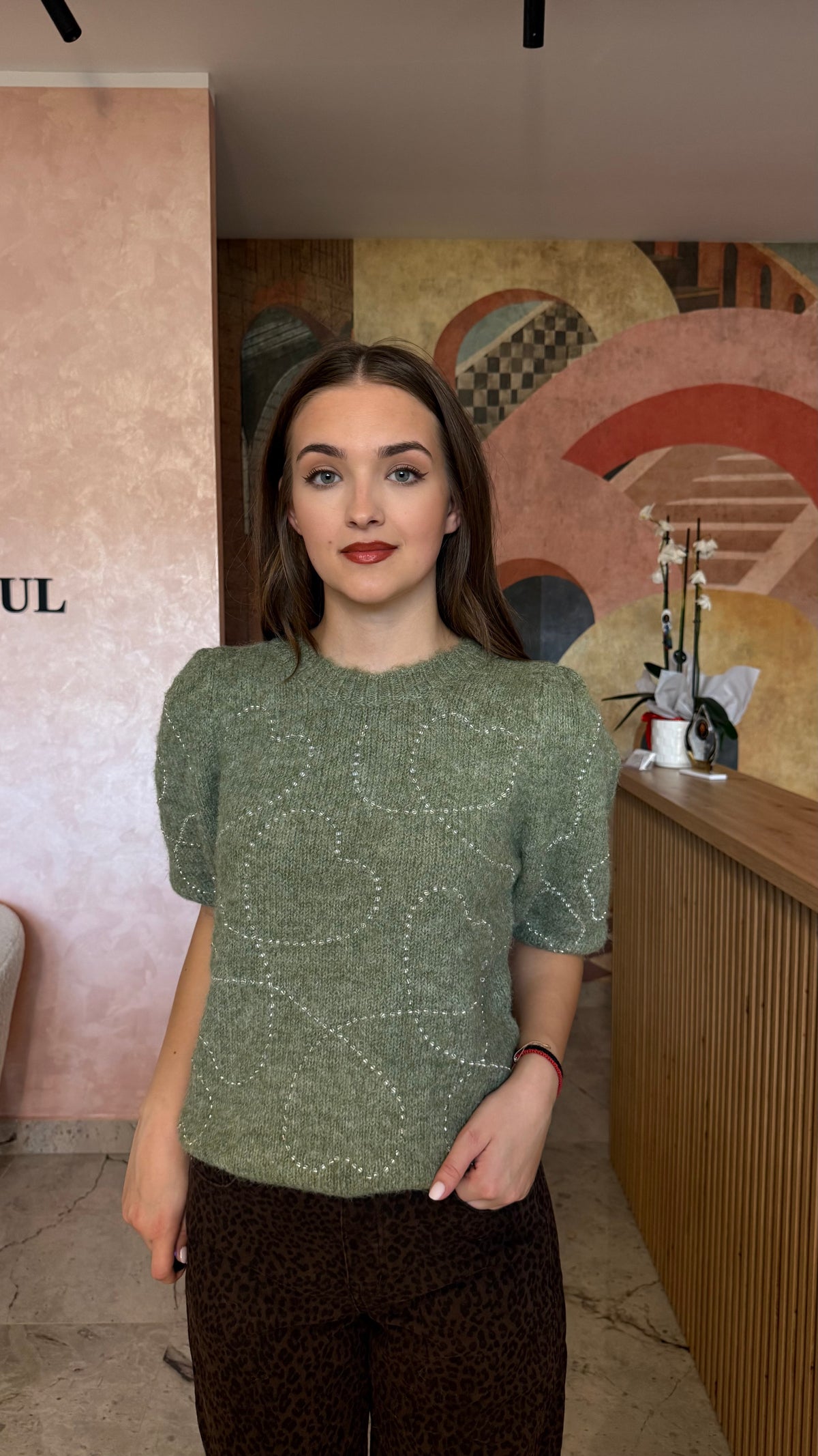 Bluză verde Amaya cu model contrastant și mâneci voluminoase