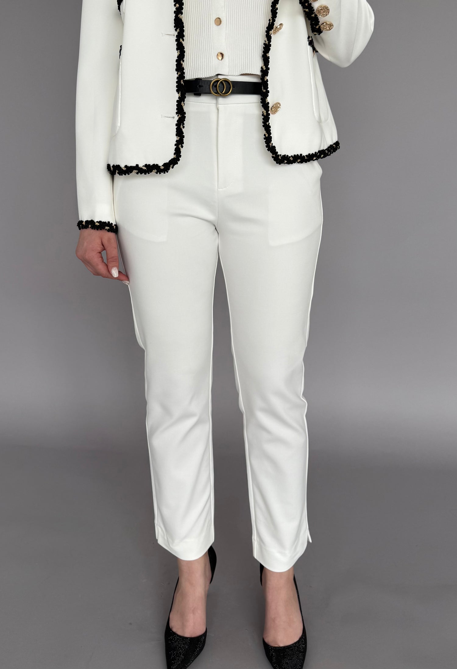 Pantaloni Eleganți Albi cu Croială Modernă